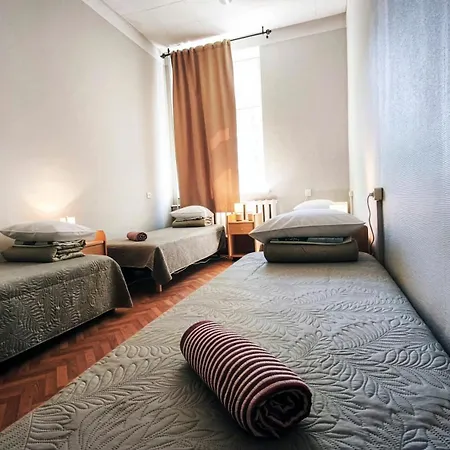 Hostel Louna